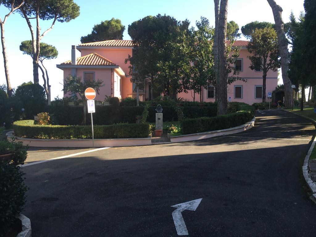 Casa Nostra Signora Ξενοδοχείο Isola Farnese Εξωτερικό φωτογραφία