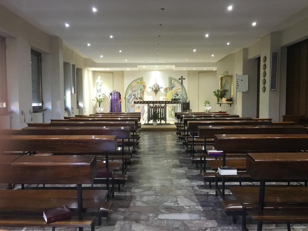 Casa Nostra Signora Ξενοδοχείο Isola Farnese Εξωτερικό φωτογραφία