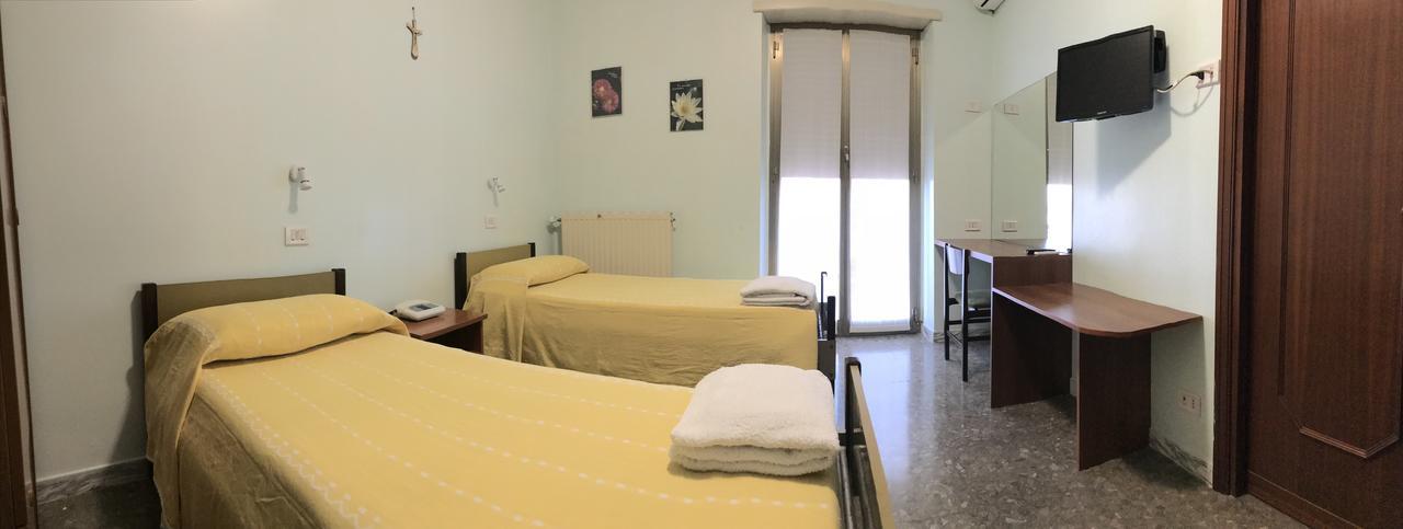 Casa Nostra Signora Ξενοδοχείο Isola Farnese Εξωτερικό φωτογραφία